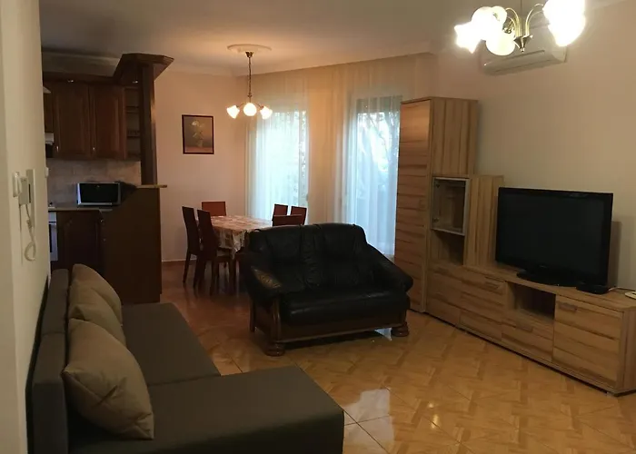 Gal Vendeghaz 1 Hajdúszoboszló